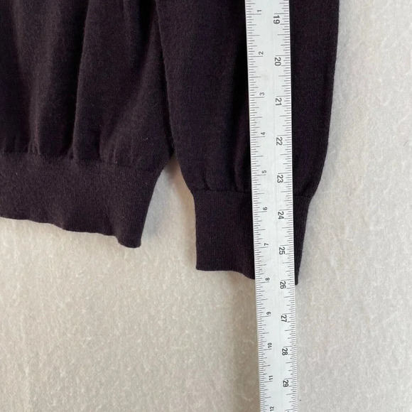 H&M Sweater Men's Sz S Dark Purple Pullover Cashmere V-neck Long Sleeve Stretch - Picture 5 of 12